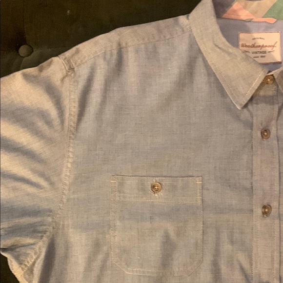 Gently used Original Weatherproof Vintage short sleeve button up collared shirt - Picture 4 of 7